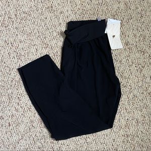 Fabletics Maj Stretch Woven Pant